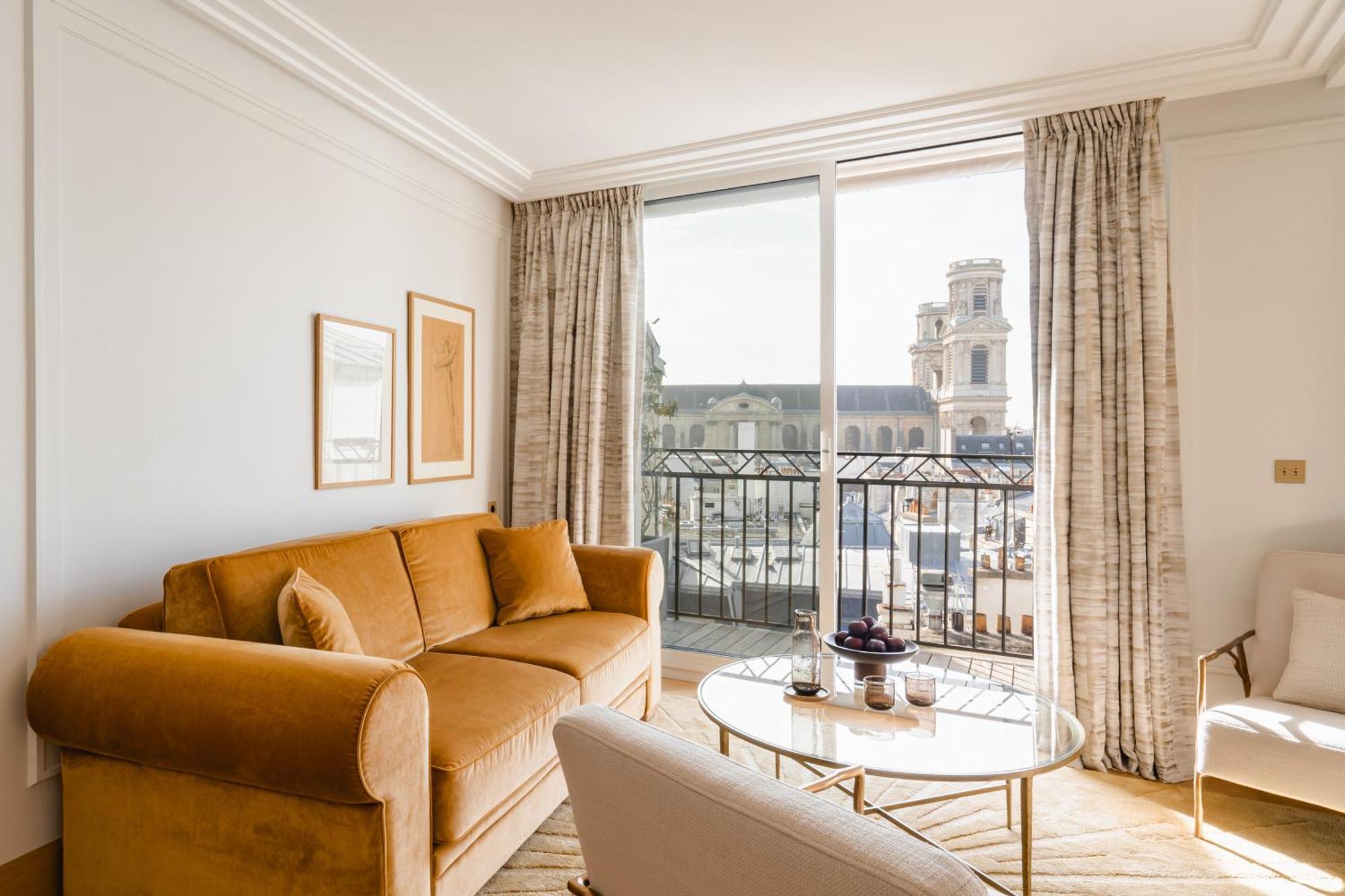 Madison Hotel 4*